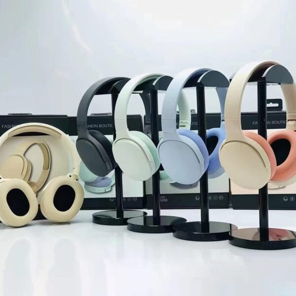 Over-ear foldable Bluetooth headset with intelligent noise cancellation - Image 3